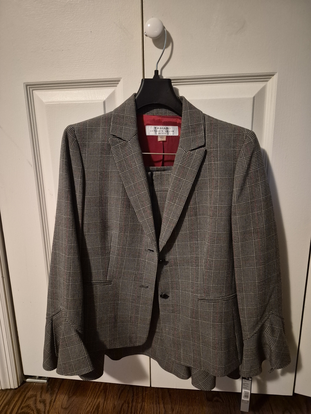 Tahari ASL Gray Glen Plaid Blazer & Matching Skirt with Red Lining Accent